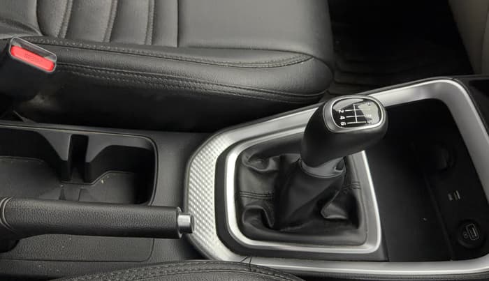 2021 KIA SONET HTX 1.0 IMT, Petrol, Manual, 84,752 km, Gear Lever