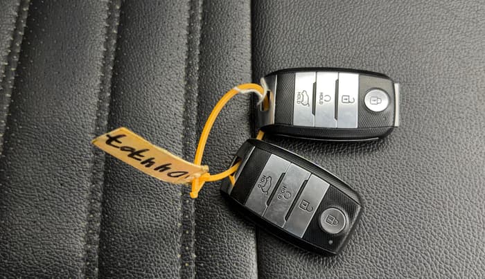 2021 KIA SONET HTX 1.0 IMT, Petrol, Manual, 84,752 km, Key Close Up