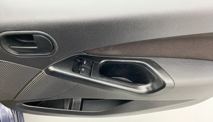 2010 Ford Figo 1.2 EXI DURATEC, Petrol, Manual, 41,678 km, Driver Side Door Panels Control