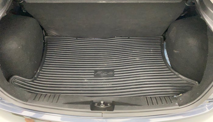 2010 Ford Figo 1.2 EXI DURATEC, Petrol, Manual, 41,678 km, Boot Inside View