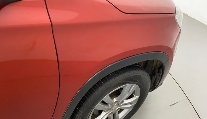 2016 Maruti Vitara Brezza ZDI PLUS DUAL TONE, Diesel, Manual, 1,07,751 km, Right fender - Paint has minor damage