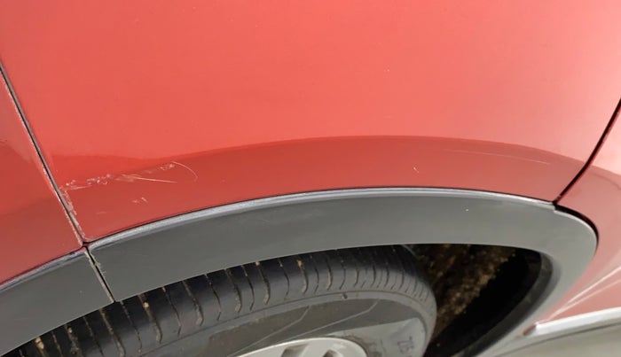 2016 Maruti Vitara Brezza ZDI PLUS DUAL TONE, Diesel, Manual, 1,07,751 km, Right quarter panel - Minor scratches