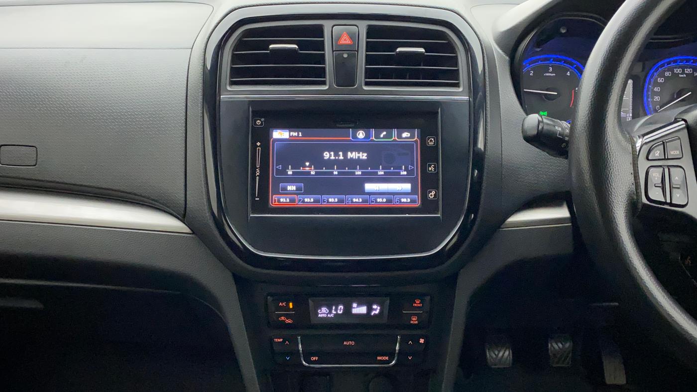 2016 Maruti Vitara Brezza ZDI PLUS DUAL TONE, Diesel, Manual, 1,07,751 km, Air Conditioner