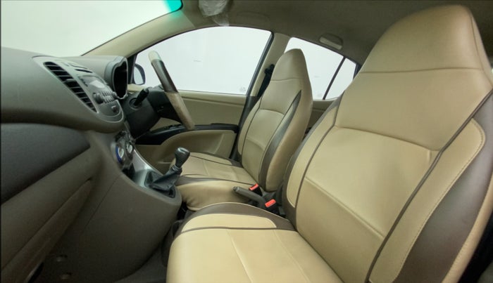 2015 Hyundai i10 SPORTZ 1.1, Petrol, Manual, 35,473 km, Right Side Front Door Cabin