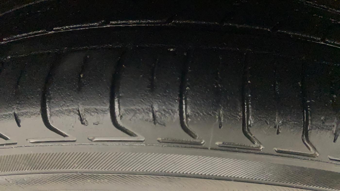 2019 Tata TIGOR XZA PETROL, Petrol, Automatic, 81,222 km, Right Front Tyre Tread