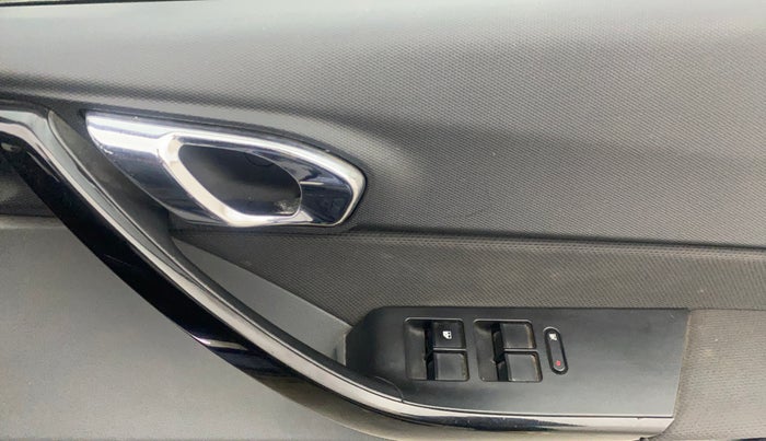 2019 Tata TIGOR XZA PETROL, Petrol, Automatic, 81,313 km, Driver Side Door Panels Control