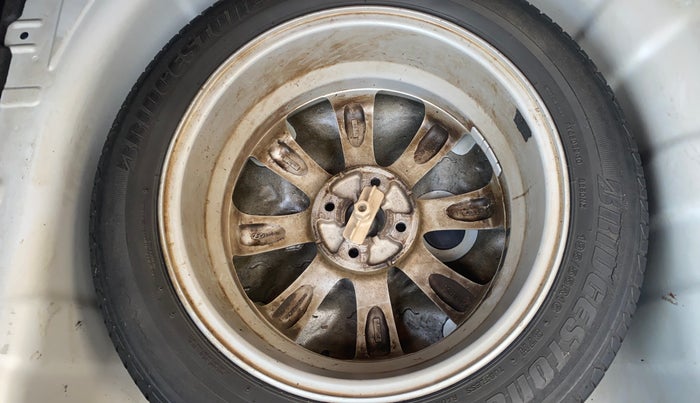 2013 Hyundai Verna FLUIDIC 1.6 VTVT SX, Petrol, Manual, 70,493 km, Spare Tyre