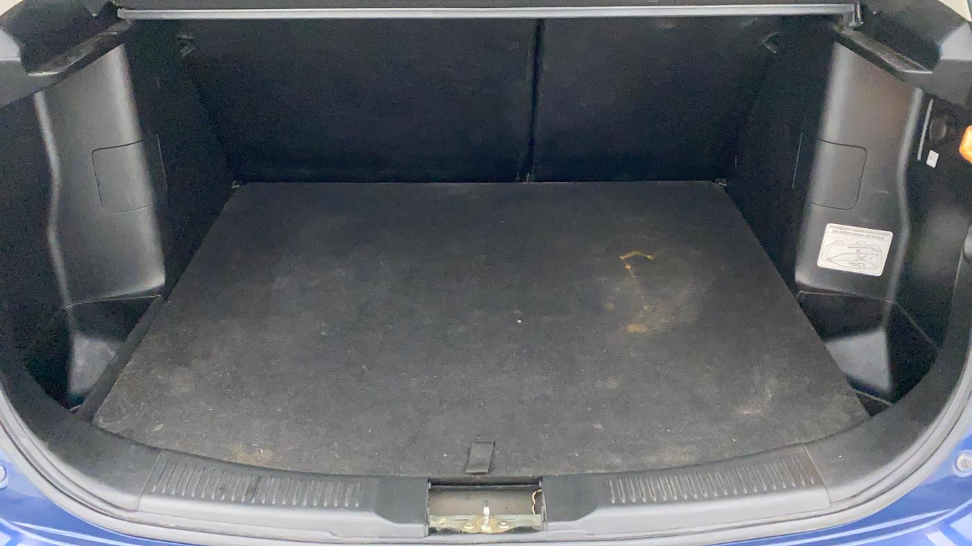 2018 Maruti S Cross ZETA 1.3 SHVS, Diesel, Manual, 64,246 km, Boot Inside