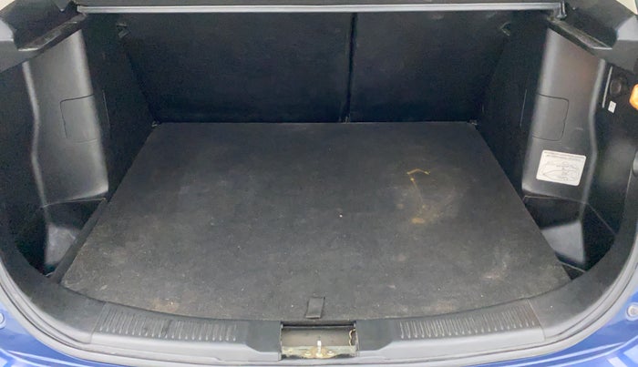 2018 Maruti S Cross ZETA 1.3 SHVS, Diesel, Manual, 64,246 km, Boot Inside