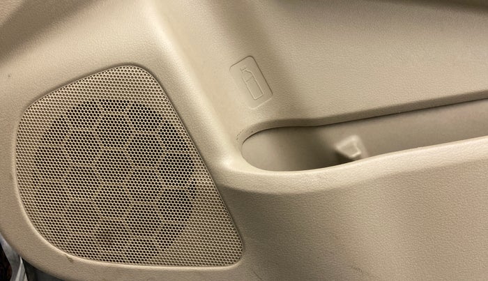 2015 Maruti Ciaz ZXI+, Petrol, Manual, 1,13,815 km, Speaker