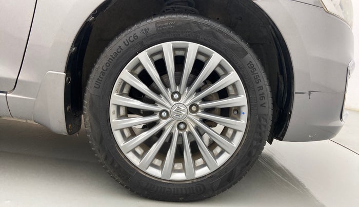 2015 Maruti Ciaz ZXI+, Petrol, Manual, 1,13,815 km, Right Front Wheel