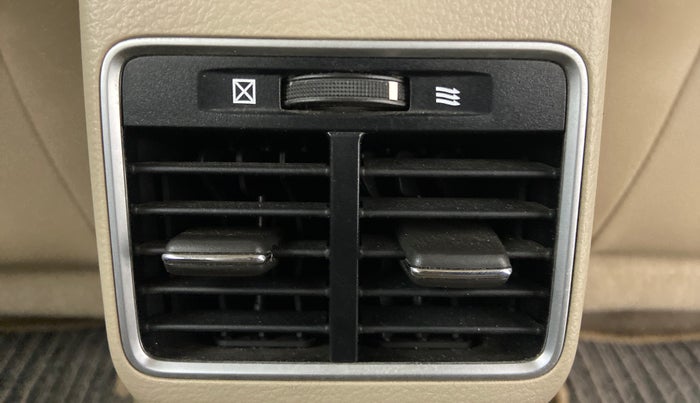 2015 Maruti Ciaz ZXI+, Petrol, Manual, 1,13,815 km, Rear AC Vents