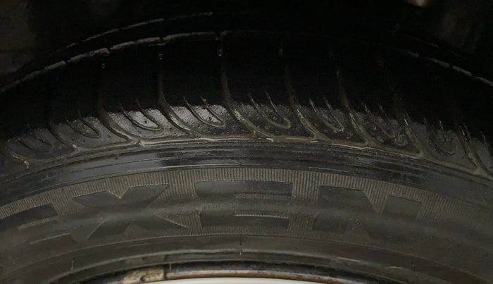 2017 Honda Amaze 1.2L I-VTEC S OPT, CNG, Manual, 52,149 km, Left Rear Tyre Tread