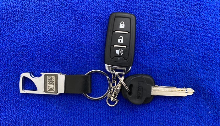 2014 Hyundai i10 MAGNA 1.1 IRDE2, Petrol, Manual, 39,542 km, Key Close Up