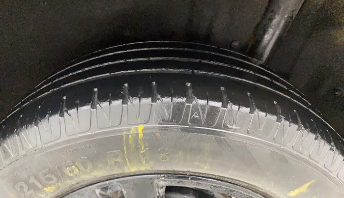 2018 Maruti Vitara Brezza ZDI AMT, Diesel, Automatic, 73,269 km, Left Rear Tyre Tread