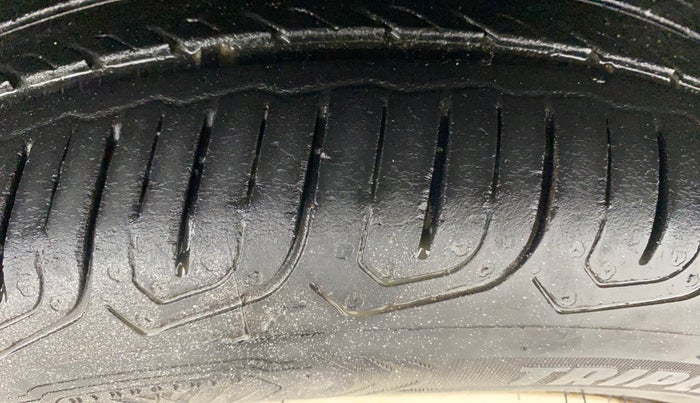 2016 Tata Tiago XT PETROL, Petrol, Manual, 63,782 km, Left Front Tyre Tread