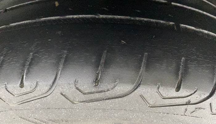 2016 Tata Tiago XT PETROL, Petrol, Manual, 63,782 km, Left Rear Tyre Tread
