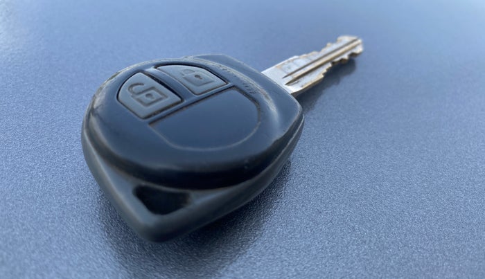 2013 Maruti Swift VDI, Diesel, Manual, 87,232 km, Key Close Up