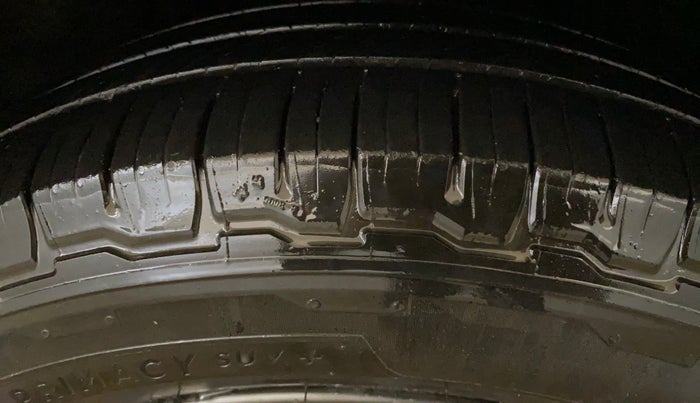 2023 Mahindra XUV700 AX 7 LUXURY D AWD AT 7 STR, Diesel, Automatic, 76,365 km, Right Rear Tyre Tread