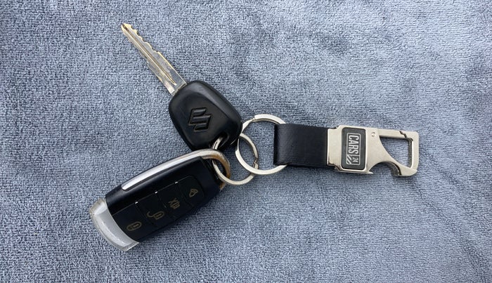 2015 Maruti Alto 800 LXI, Petrol, Manual, 42,501 km, Key Close Up