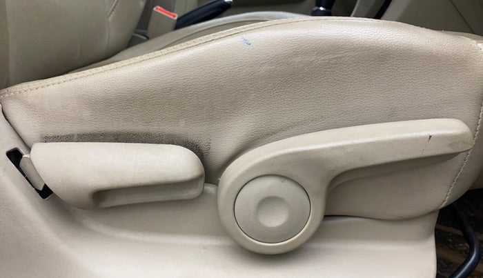 2021 Maruti Ciaz ALPHA  AT 1.5 SHVS PETROL, Petrol, Automatic, 80,048 km, Driver Side Adjustment Panel