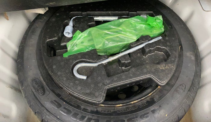 2021 Maruti Ciaz ALPHA  AT 1.5 SHVS PETROL, Petrol, Automatic, 80,048 km, Spare Tyre