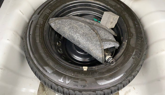 2021 Hyundai AURA SX 1.2, Petrol, Manual, 74,307 km, Spare Tyre