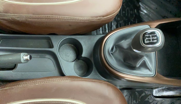 2021 Hyundai AURA SX 1.2, Petrol, Manual, 74,307 km, Gear Lever