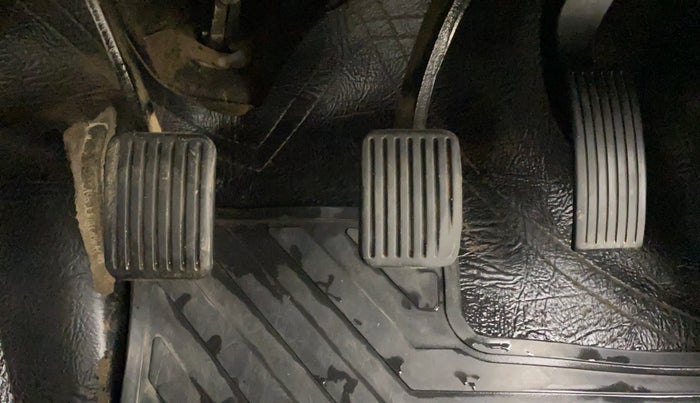 2021 Hyundai AURA SX 1.2, Petrol, Manual, 74,307 km, Pedals