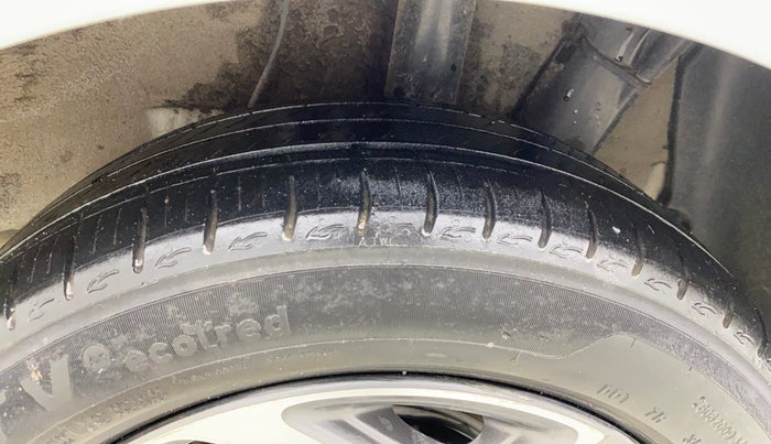 2021 Hyundai AURA SX 1.2, Petrol, Manual, 74,307 km, Left Rear Tyre Tread