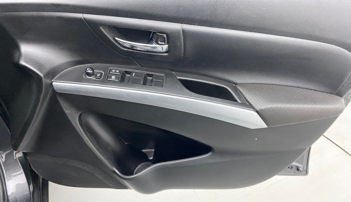 2020 Maruti S Cross ALPHA AT1.5, Petrol, Automatic, 27,653 km, Driver Side Door Panels Control