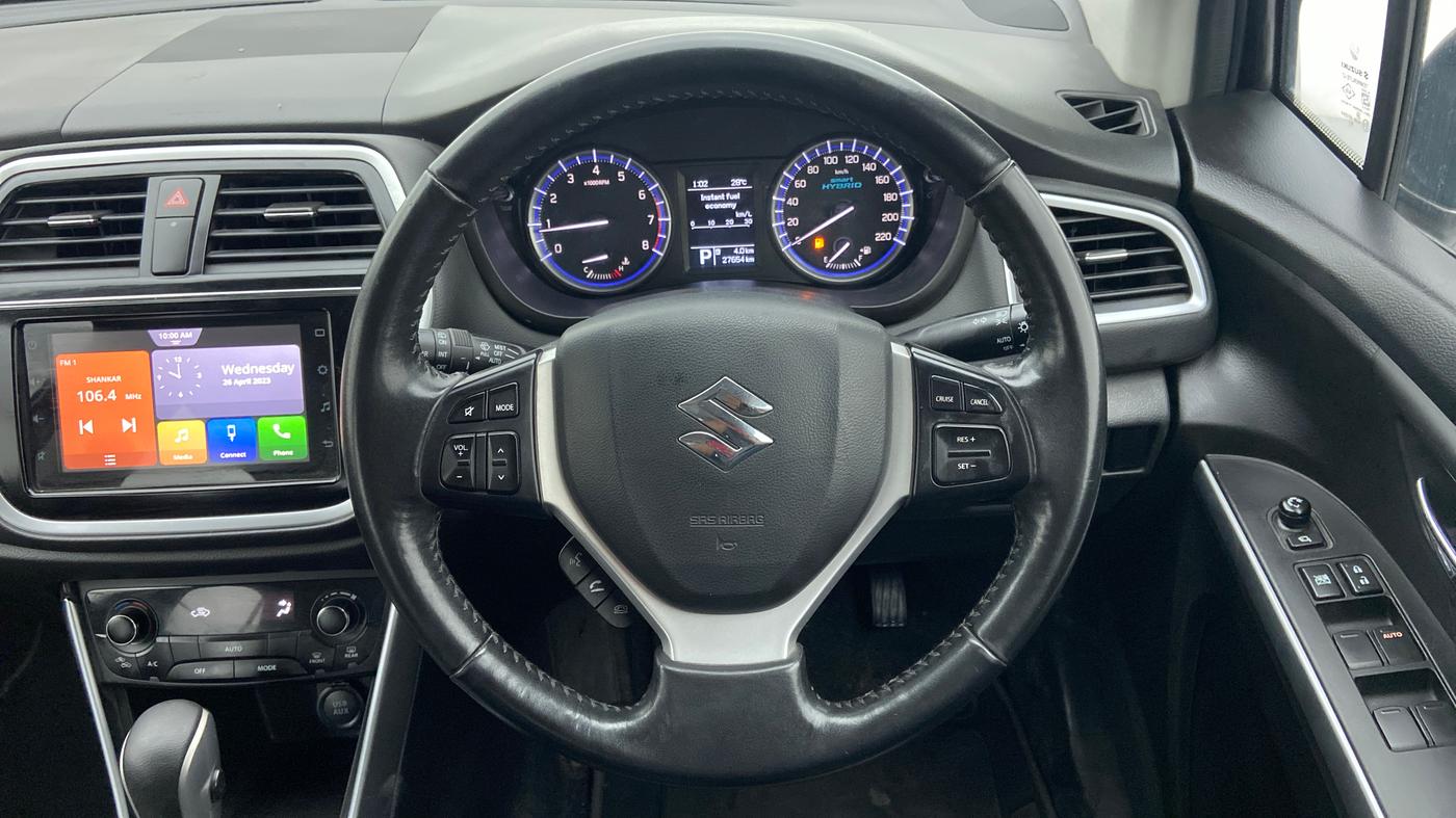 2020 Maruti S Cross ALPHA AT1.5, Petrol, Automatic, 27,653 km, Steering Wheel Close Up