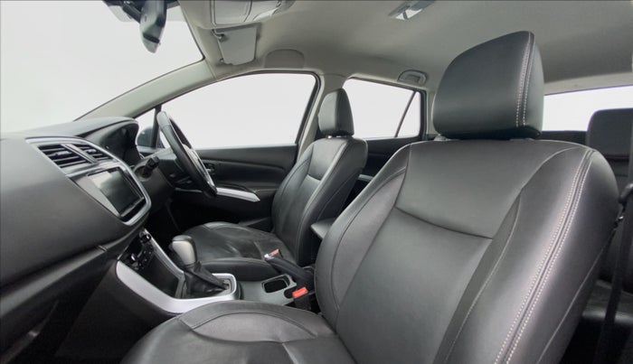 2020 Maruti S Cross ALPHA AT1.5, Petrol, Automatic, 27,653 km, Right Side Front Door Cabin