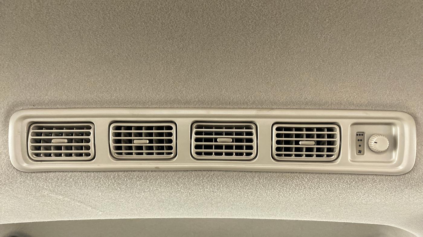 2017 Maruti Ertiga VXI ABS, Petrol, Manual, 38,752 km, Rear AC Vents
