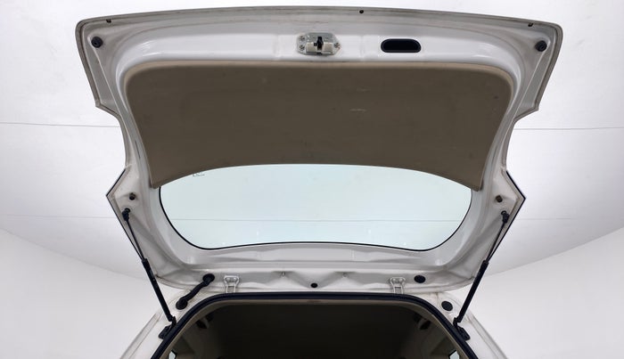 2017 Maruti Ertiga VXI ABS, Petrol, Manual, 38,752 km, Boot Door Open