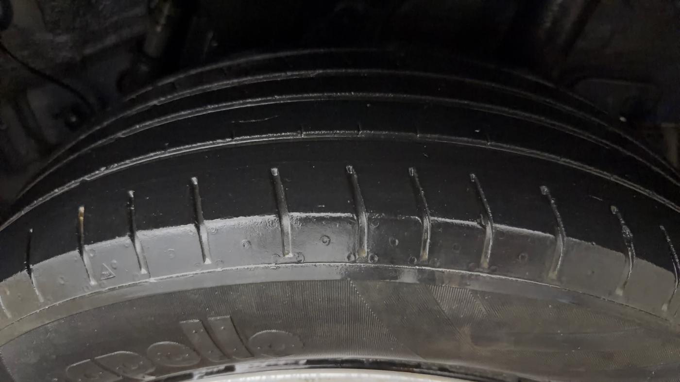 2022 Hyundai VENUE S 1.2, Petrol, Manual, 73,770 km, Left Rear Tyre Tread