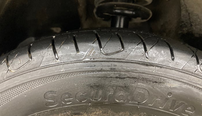 2020 MG HECTOR SHARP 1.5 DCT PETROL, Petrol, Automatic, 65,773 km, Left Front Tyre Tread