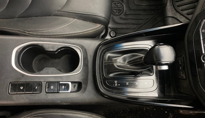 2020 MG HECTOR SHARP 1.5 DCT PETROL, Petrol, Automatic, 65,773 km, Gear Lever