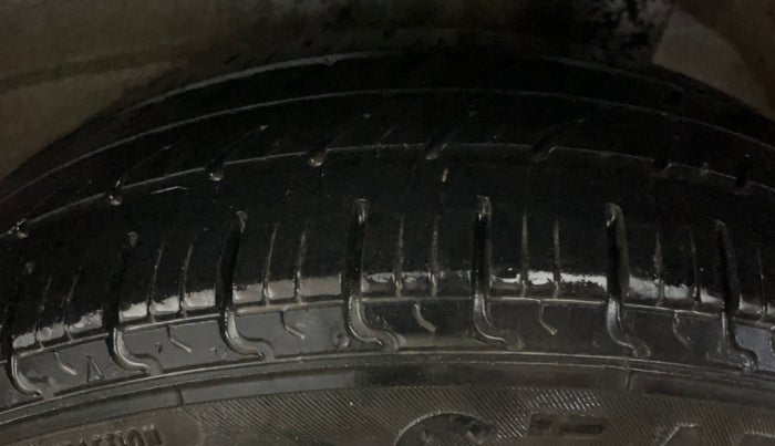 2021 Maruti New Wagon-R VXI 1.0, Petrol, Manual, 67,535 km, Left Rear Tyre Tread