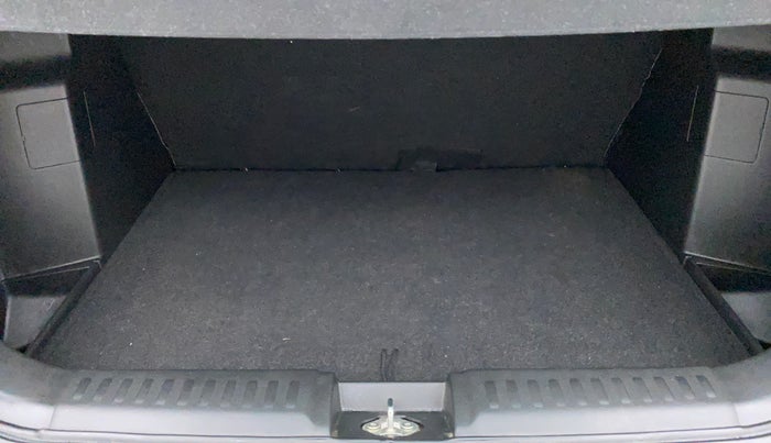 2023 Maruti BREZZA VXI SMART HYBRID, Petrol, Manual, 5,429 km, Boot Inside