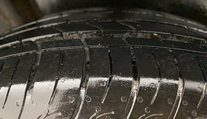 2023 Maruti BREZZA VXI SMART HYBRID, Petrol, Manual, 5,429 km, Right Rear Tyre Tread