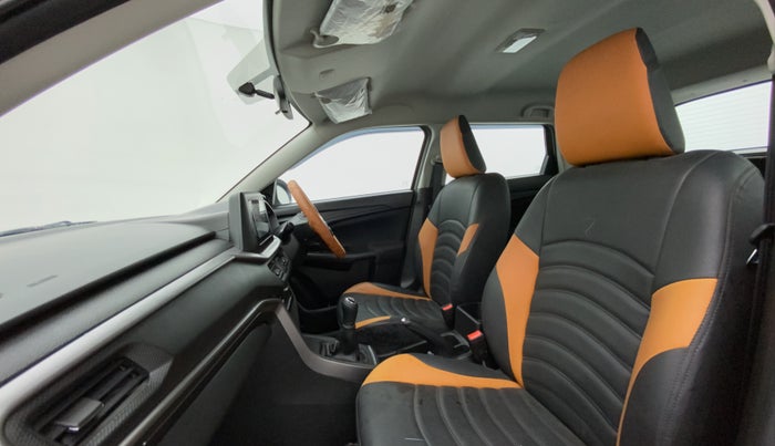 2023 Maruti BREZZA VXI SMART HYBRID, Petrol, Manual, 5,429 km, Right Side Front Door Cabin