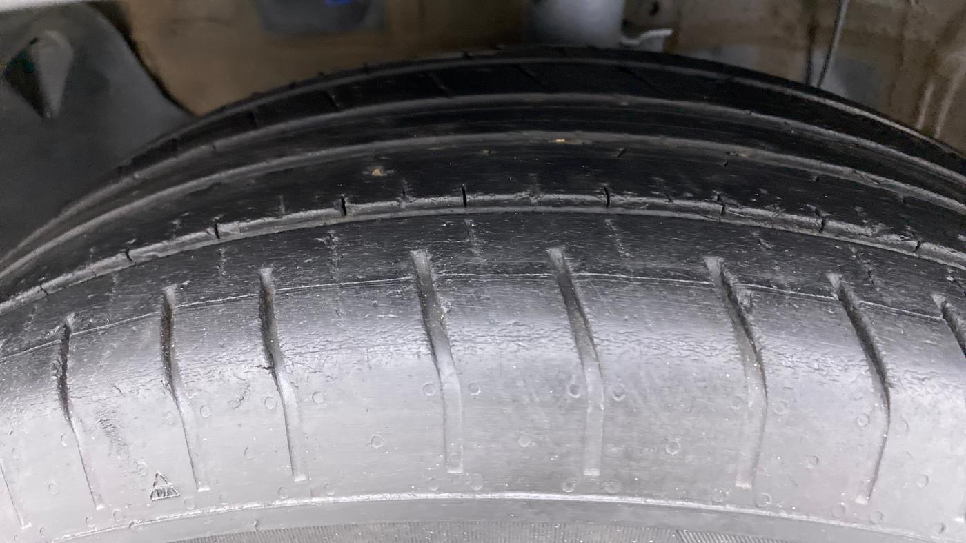 2020 Hyundai Creta 1.5 EX Petrol MT, Petrol, Manual, 33,643 km, Left Front Tyre Tread