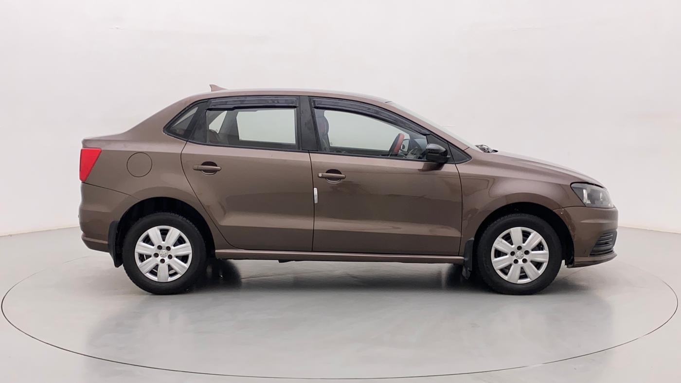 2017 Volkswagen Ameo TRENDLINE 1.5L, Diesel, Manual, 1,03,568 km, Right Side View