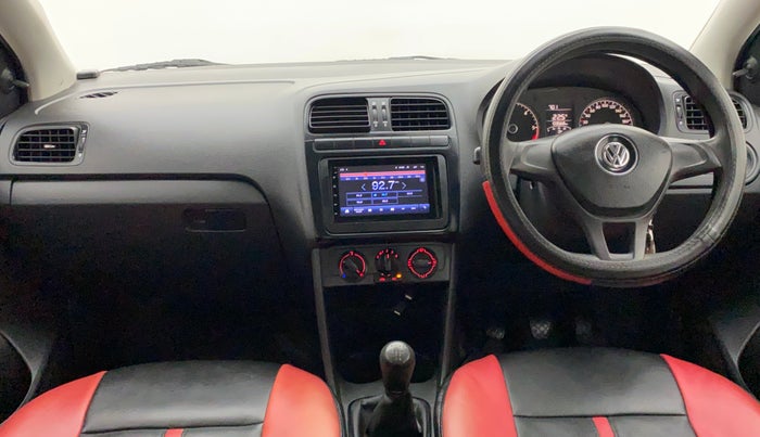2017 Volkswagen Ameo TRENDLINE 1.5L, Diesel, Manual, 1,03,568 km, Dashboard