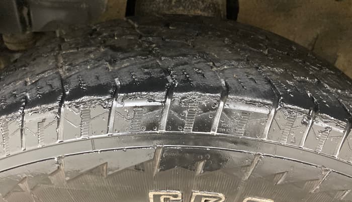 2022 Mahindra Thar LX D AT 4WD HT, Diesel, Automatic, 32,822 km, Left Front Tyre Tread
