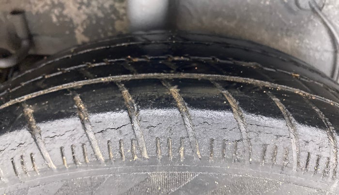 2017 Maruti Celerio VXI AMT (O), Petrol, Automatic, 72,932 km, Right Rear Tyre Tread