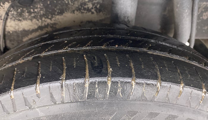 2017 Maruti Celerio VXI AMT (O), Petrol, Automatic, 72,932 km, Left Rear Tyre Tread