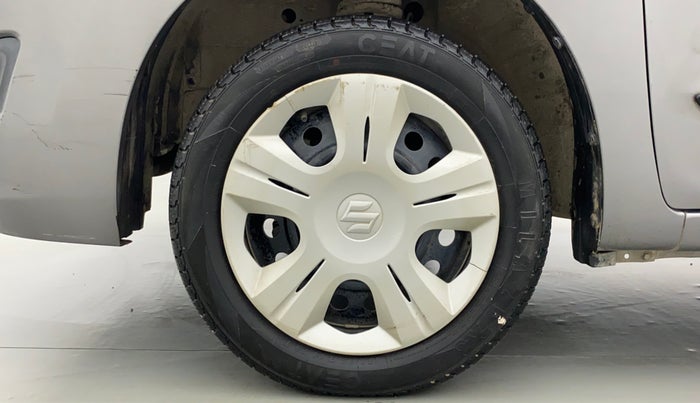 2013 Maruti Wagon R 1.0 VXI, Petrol, Manual, 62,153 km, Left Front Wheel