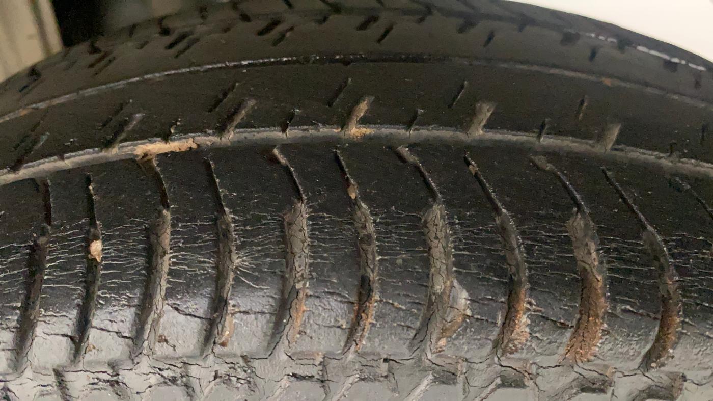 2017 Maruti Alto K10 VXI (O) AMT, Petrol, Automatic, 46,360 km, Left Rear Tyre Tread